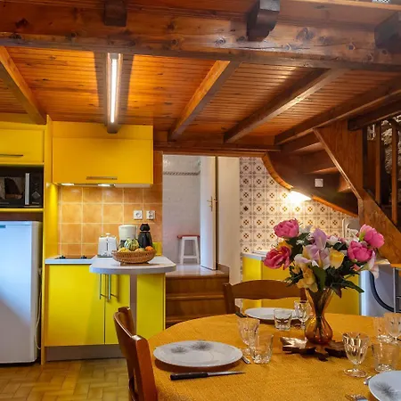 La Grange, De France 3 Personnes à La Caze