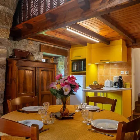 Casa vacanze La Grange, De France 3 Personnes à La Caze *